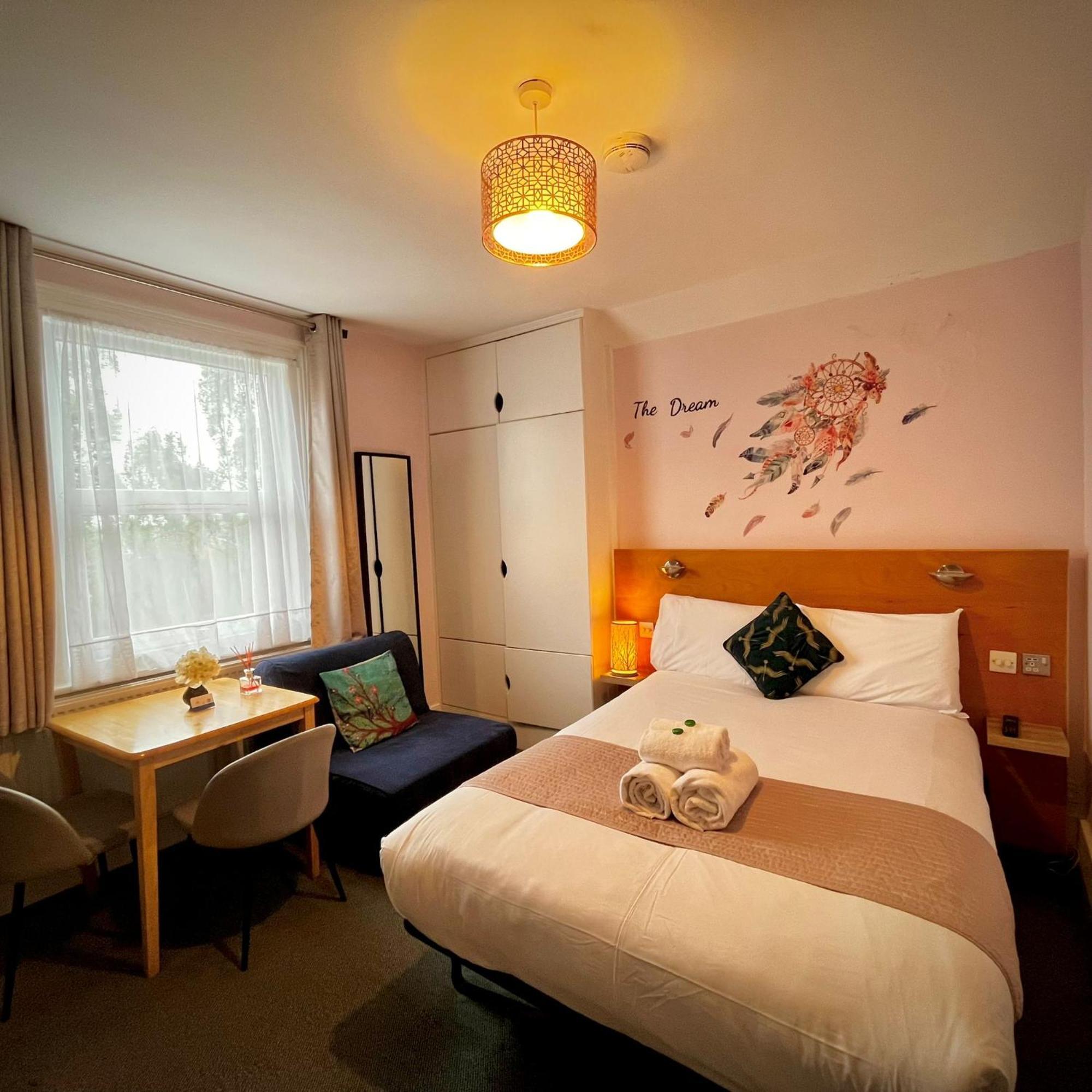 United Lodge Hotel London Exterior photo